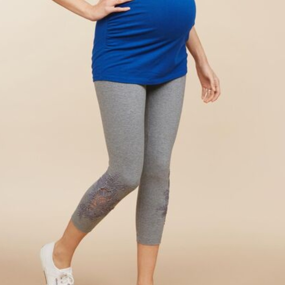 Crochet Detail Maternity Crop Leggings in Grey